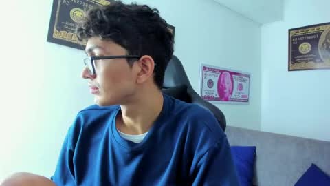 Snapshot of tylerwhiite_ chatting on 02/11/25, 02:57 online show from 02/11/25, 02:57