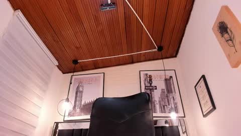       online show from 09/24/25, 02:59