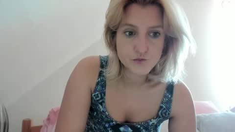 Snapshot of tymika chatting on 02/19/25, 11:49 Tymika online show from 02/19/25, 11:49