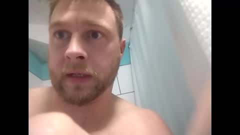 Snapshot of tyreking chatting on 11/09/25, 10:30 tyreking online show from 11/09/25, 10:30