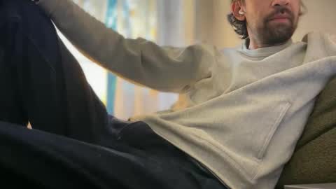 Snapshot of ubehalaya chatting on 11/09/25, 08:29 Ross online show from 11/09/25, 08:29