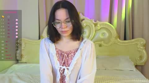 Snapshot of udelaborom chatting on 03/09/25, 07:37 Lili online show from 03/09/25, 07:37