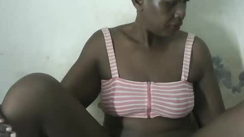 ugandan_quin online show from 01/06/25, 05:19
