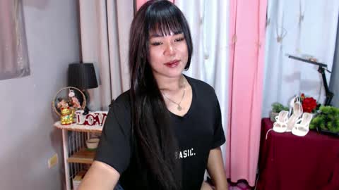 rechelle online show from 12/12/24, 04:10