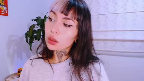 Martina online show from 10/17/25, 01:31