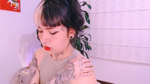 Martina online show from 10/29/25, 01:19