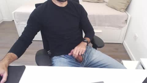 Snapshot of ulep chatting on 10/24/25, 10:55 Ulep online show from 10/24/25, 10:55