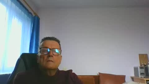 Snapshot of ulmeni4 chatting on 12/04/24, 11:19 ulmeni4 online show from 12/04/24, 11:19