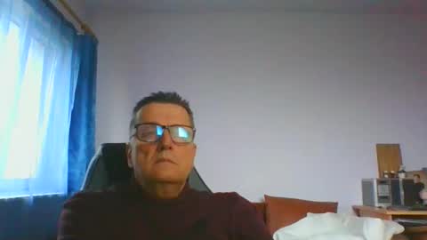 Snapshot of ulmeni4 chatting on 12/07/24, 10:34 ulmeni4 online show from 12/07/24, 10:34