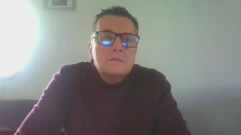 Snapshot of ulmeni4 chatting on 12/25/24, 10:06 ulmeni4 online show from 12/25/24, 10:06