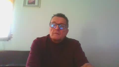 Snapshot of ulmeni4 chatting on 12/25/24, 01:09 ulmeni4 online show from 12/25/24, 01:09