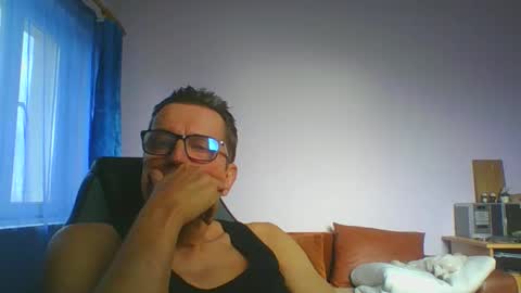 Snapshot of ulmeni4 chatting on 01/07/25, 12:20 ulmeni4 online show from 01/07/25, 12:20
