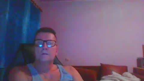 Snapshot of ulmeni4 chatting on 01/16/25, 05:01 ulmeni4 online show from 01/16/25, 05:01