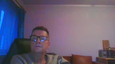 Snapshot of ulmeni4 chatting on 01/23/25, 03:22 ulmeni4 online show from 01/23/25, 03:22