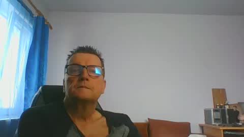 Snapshot of ulmeni4 chatting on 02/02/25, 08:35 ulmeni4 online show from 02/02/25, 08:35