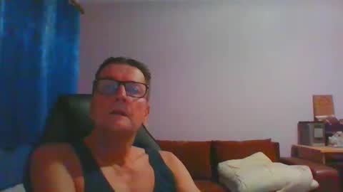 Snapshot of ulmeni4 chatting on 11/29/25, 04:59 ulmeni4 online show from 11/29/25, 04:59