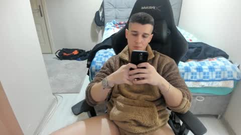 Snapshot of ulxer chatting on 12/28/24, 10:55 hi im mike tyson - online show from 12/28/24, 10:55
