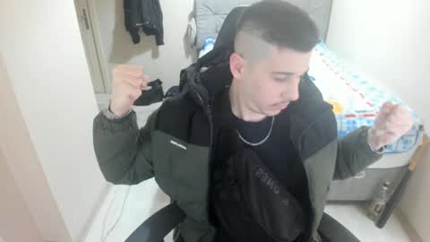 Snapshot of ulxer chatting on 02/08/25, 07:38 hi im mike tyson - online show from 02/08/25, 07:38