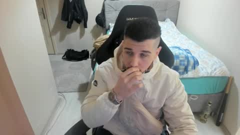 Snapshot of ulxer chatting on 02/22/25, 07:47 hi im mike tyson - online show from 02/22/25, 07:47