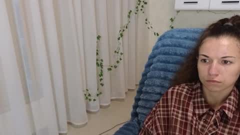 Ulyana online show from 10/13/25, 04:01