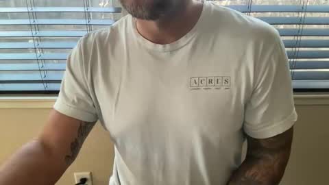 uncleblazer10 online show from 12/01/25, 08:47