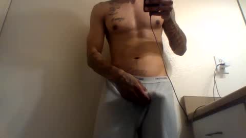 Snapshot of uncut_papi1989 chatting on 02/12/25, 05:58 tele kuzhbuzh online show from 02/12/25, 05:58