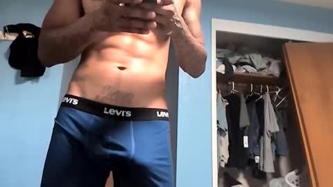 Snapshot of uncut_papi1989 chatting on 11/02/25, 12:13 tele kuzhbuzh online show from 11/02/25, 12:13