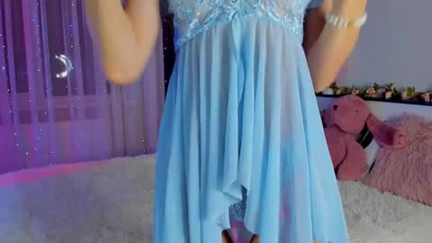 Under The Skin online show from 12/01/24, 04:29