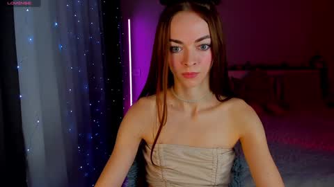 Under The Skin online show from 02/07/25, 04:35