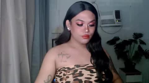 Bella Shamara Odett online show from 09/17/25, 11:01