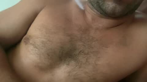 Snapshot of universalstudihoes chatting on 09/17/25, 07:37 universalstudihoes online show from 09/17/25, 07:37