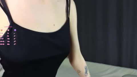 ShizukaShizuSHIZ online show from 10/30/25, 03:08