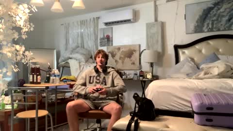 Stepbro online show from 02/03/25, 01:08