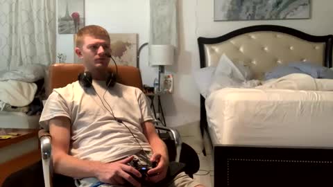 Stepbro online show from 02/15/25, 06:44