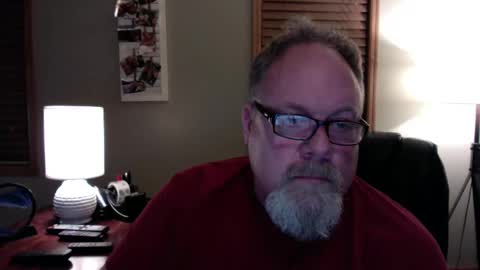 Snapshot of up2later chatting on 12/30/24, 04:20 up2later online show from 12/30/24, 04:20