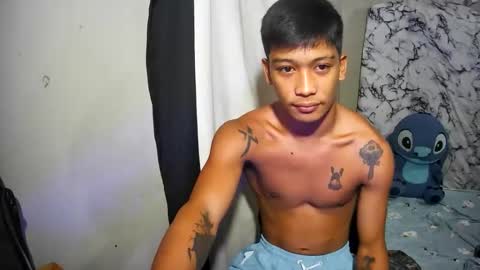 ur_asianpinoy online show from 11/11/25, 05:24