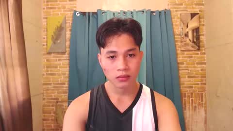 Snapshot of ur_boy_mark chatting on 10/12/25, 07:51 ur_boy_mark online show from 10/12/25, 07:51