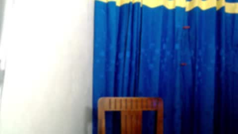 Snapshot of ur_cathy chatting on 10/28/25, 09:39 catherine online show from 10/28/25, 09:39