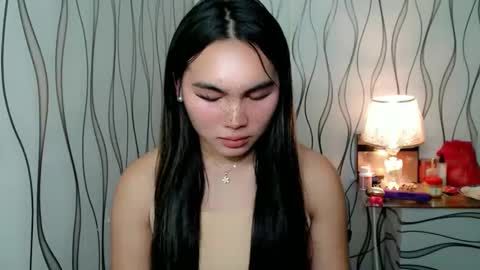 QUEENSY online show from 11/07/25, 01:22