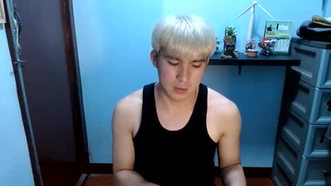 Snapshot of ur_jayqutee chatting on 01/15/25, 12:04 Ur jayqutee online show from 01/15/25, 12:04