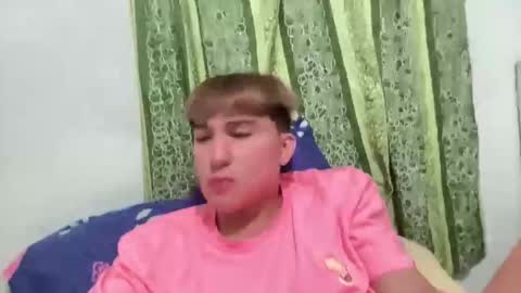 Snapshot of ur_jayqutee chatting on 01/28/25, 02:31 Ur jayqutee online show from 01/28/25, 02:31