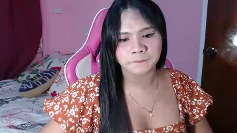 Snapshot of urbabysofia0305 chatting on 01/28/25, 01:38 Sofia online show from 01/28/25, 01:38