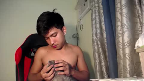 Snapshot of urcuteguy_jhonx chatting on 10/13/25, 03:56 Dannie online show from 10/13/25, 03:56