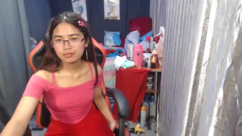 Snapshot of urdreamgirljayne chatting on 01/29/25, 07:46 urdreamgirljayne online show from 01/29/25, 07:46