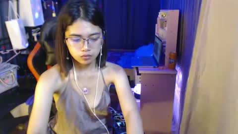 Snapshot of urdreamgirljayne chatting on 09/26/25, 05:50 urdreamgirljayne online show from 09/26/25, 05:50