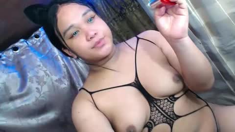 urfantasy_rabbylicious69 online show from 10/29/25, 11:56