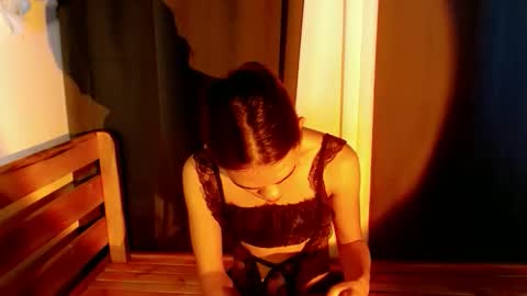 Leah online show from 10/17/25, 09:12