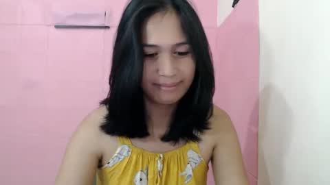 Snapshot of urgirlnabyx chatting on 12/04/24, 11:13 Call me naby online show from 12/04/24, 11:13