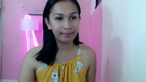 Snapshot of urgirlnabyx chatting on 01/14/25, 03:22 Call me naby online show from 01/14/25, 03:22