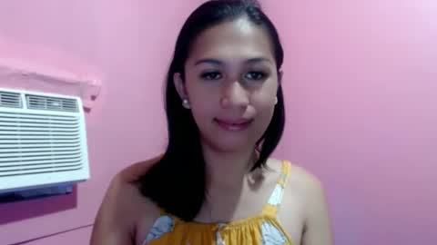 Snapshot of urgirlnabyx chatting on 01/27/25, 10:06 Call me naby online show from 01/27/25, 10:06